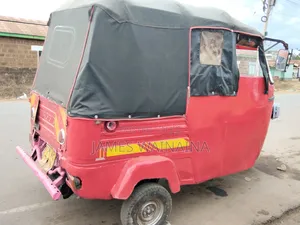 Piaggio Scooter 2016 Red