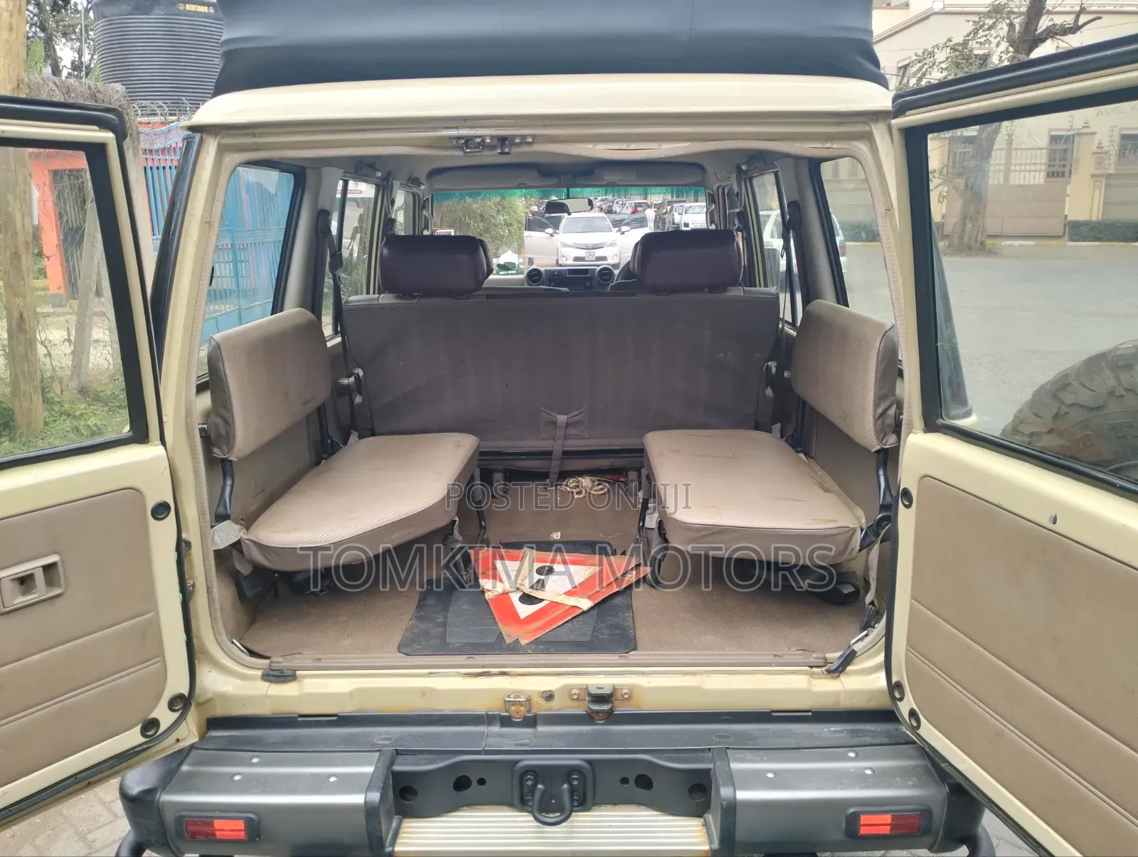 Toyota Land Cruiser 2012 Brown