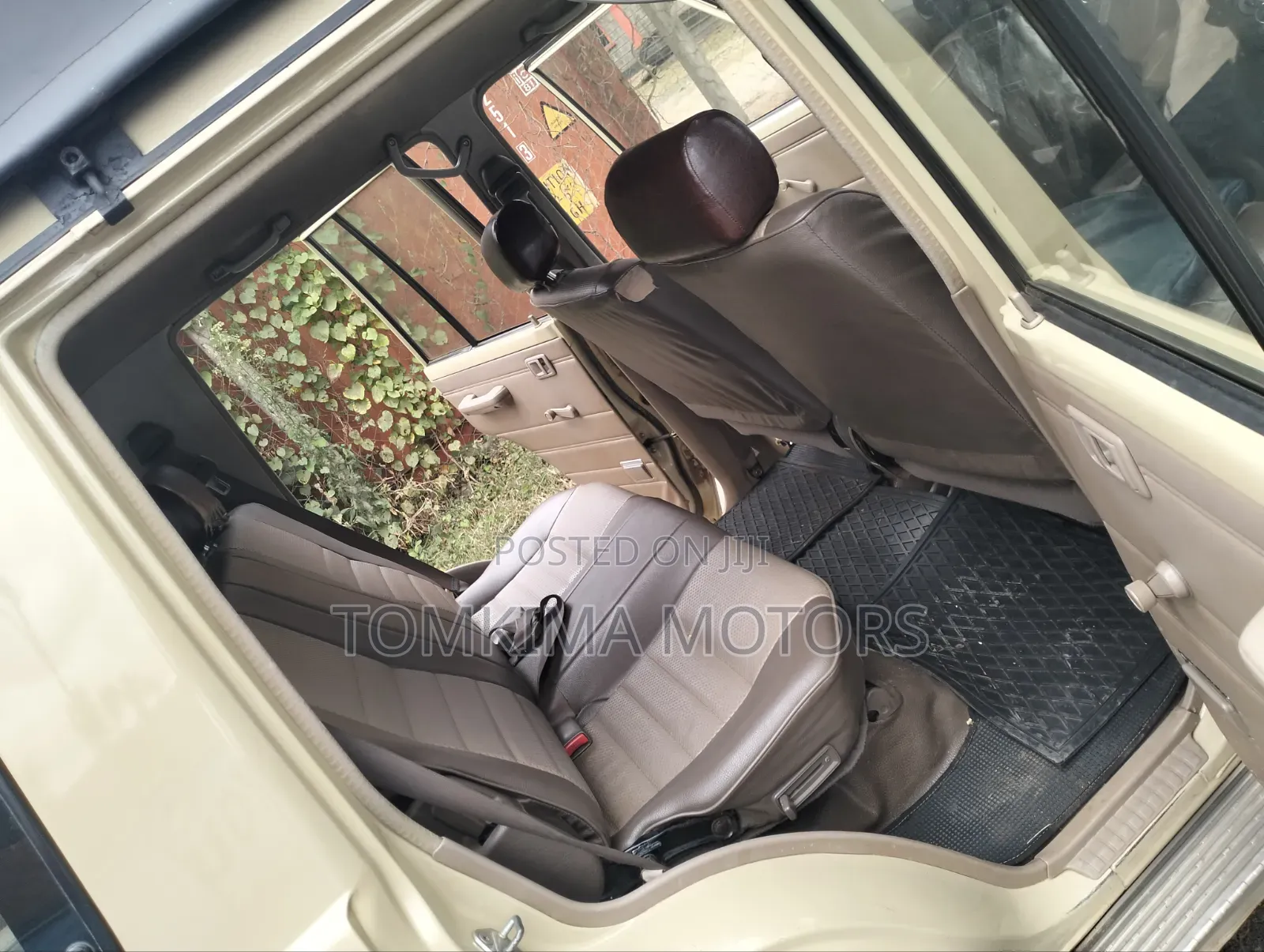 Toyota Land Cruiser 2012 Brown