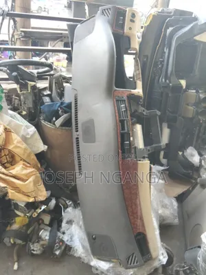 Crown Old Model Dashboard Airbag