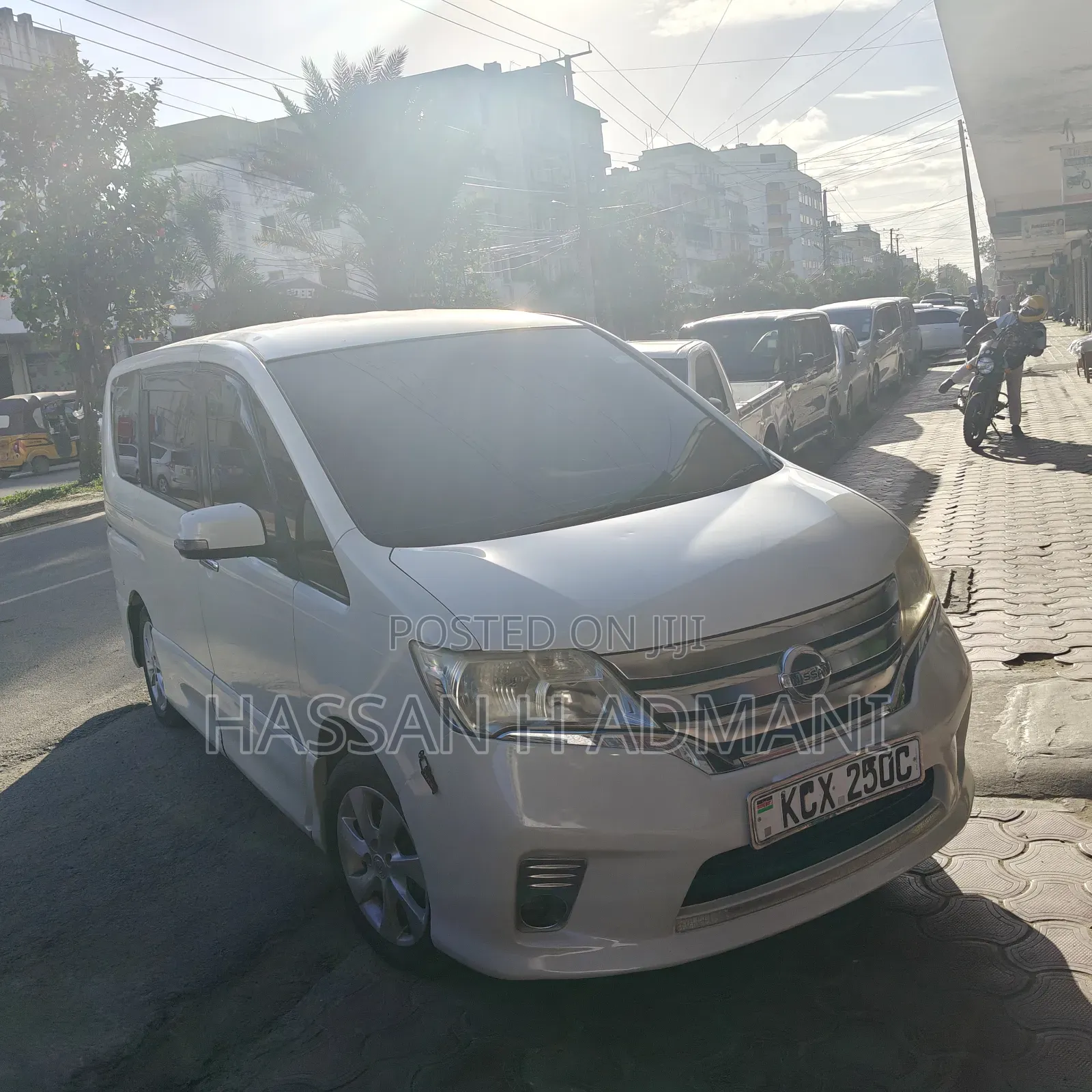 Nissan Serena 2012 Pearl