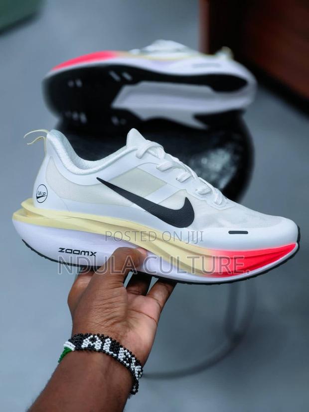 Nike ZoomX Pegasus Premium - main view