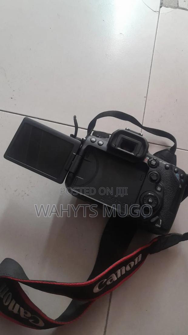 Canon EOS 90 D DSLR Camera