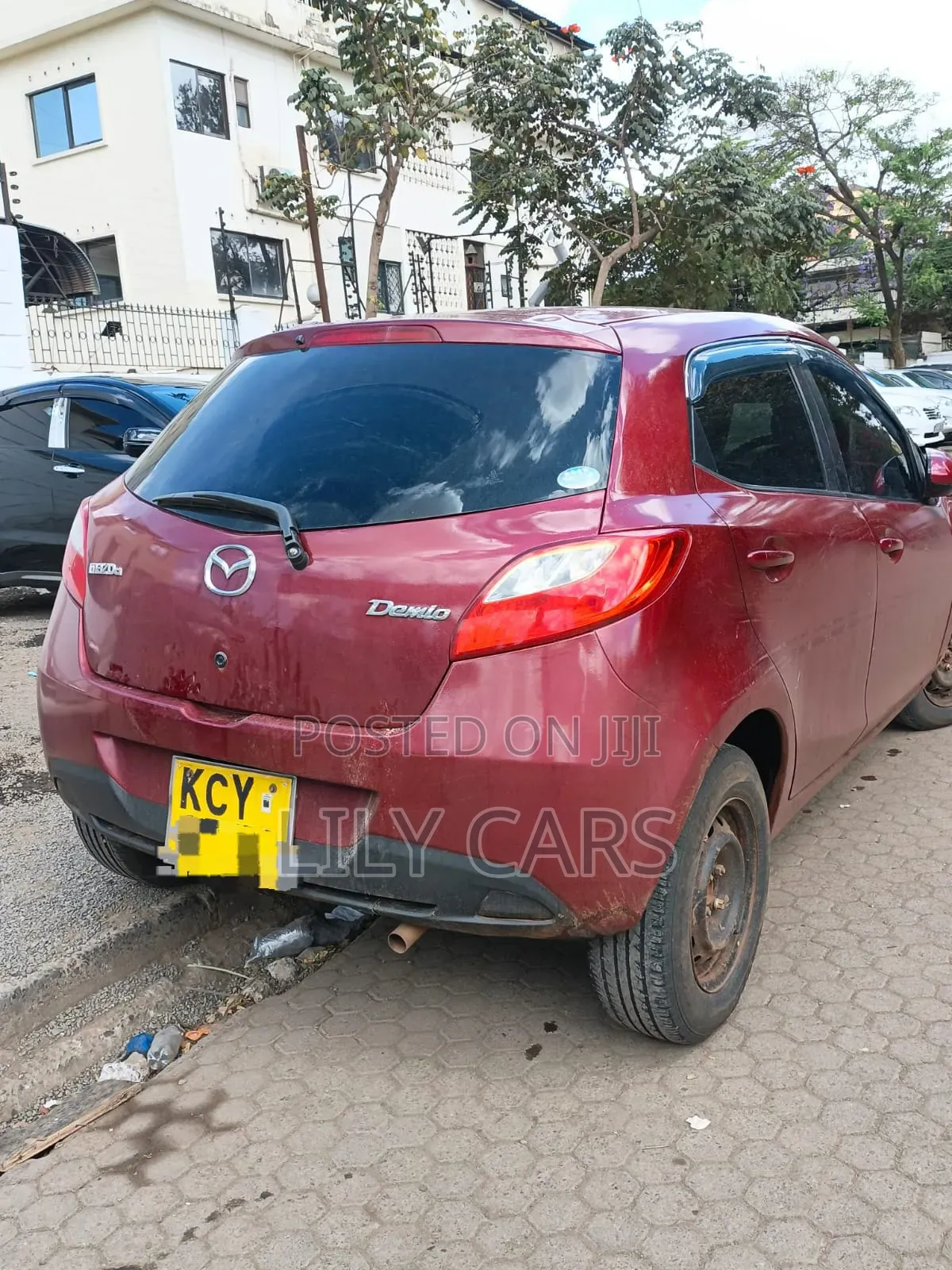 Mazda Demio 2013 Maroon
