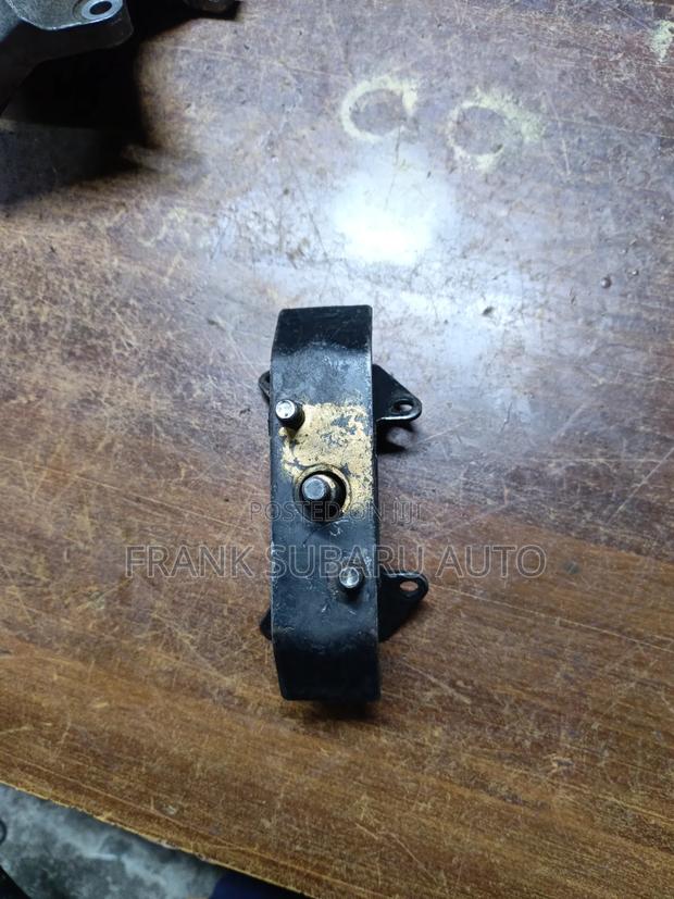 Subaru Sh5 Automatic Gear Mount - thumbnail 2