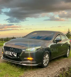 Mazda Axela 2018 Gray