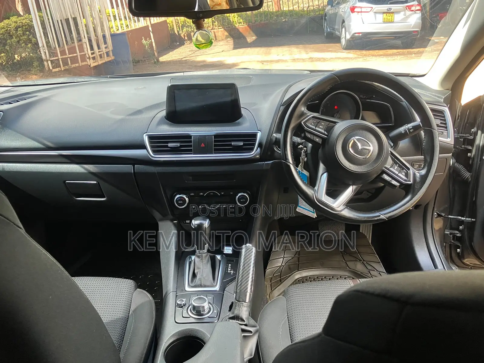 Mazda Axela 2018 Gray