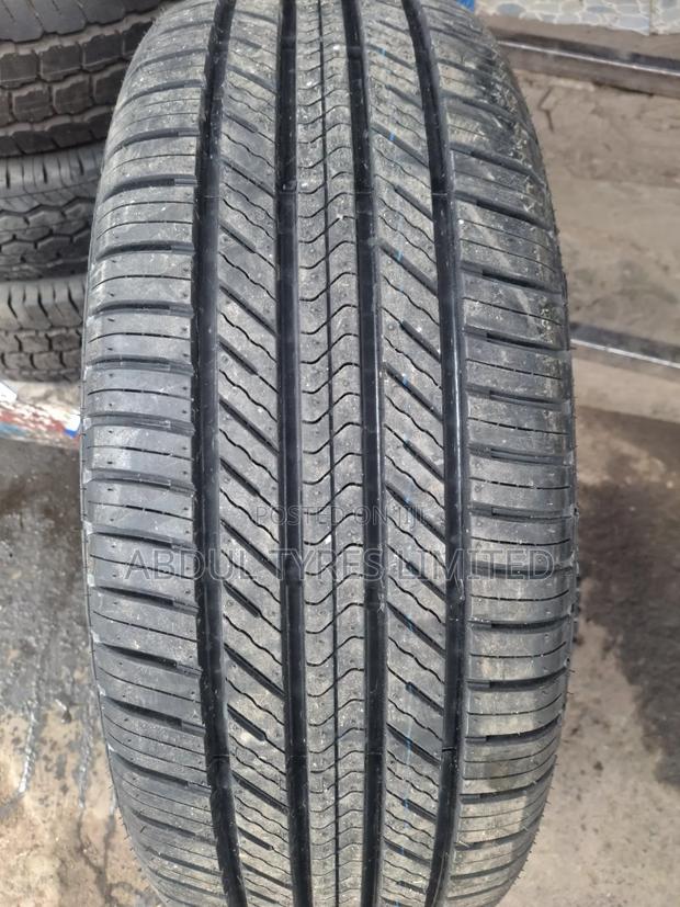 235/60r18 Double King Tire - thumbnail 2