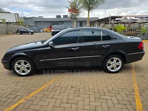 Mercedes-Benz E250 2010 Black