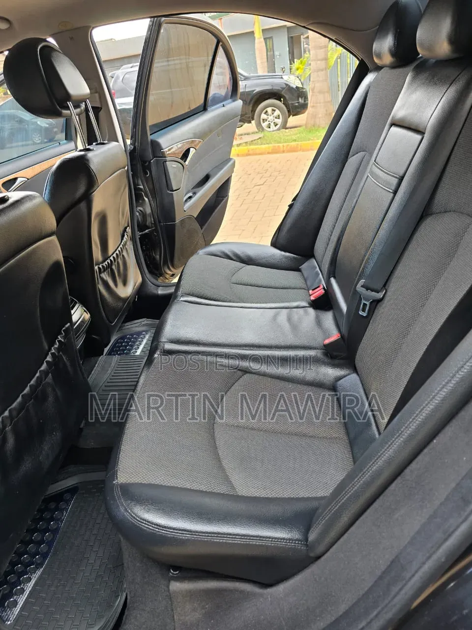 Mercedes-Benz E250 2010 Black