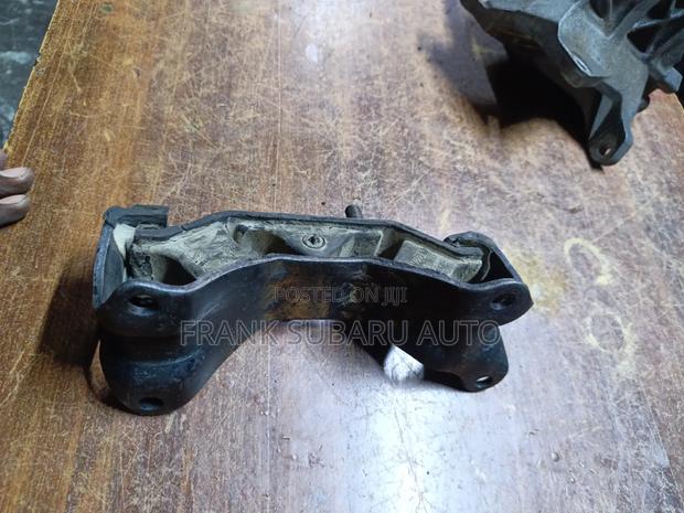 Subaru Forester Manual Gearbox Mount - thumbnail 2
