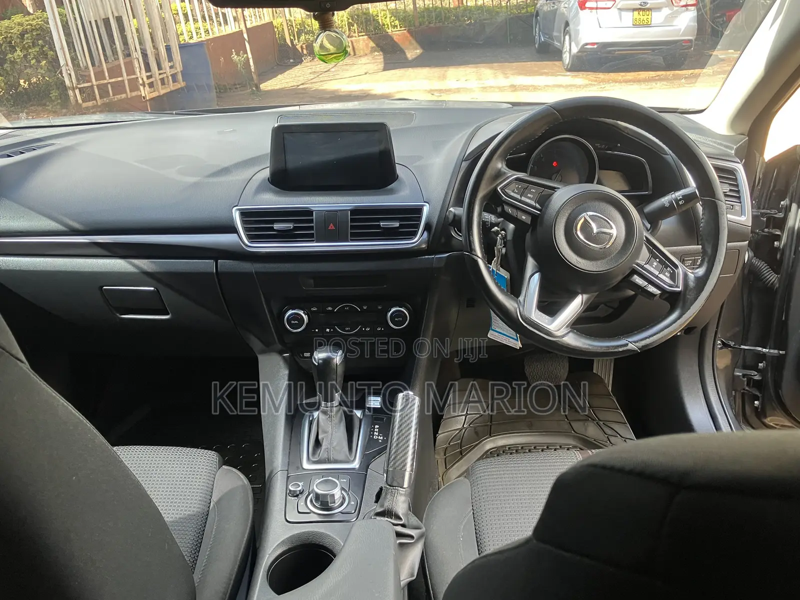 Mazda Axela 2018 Gray