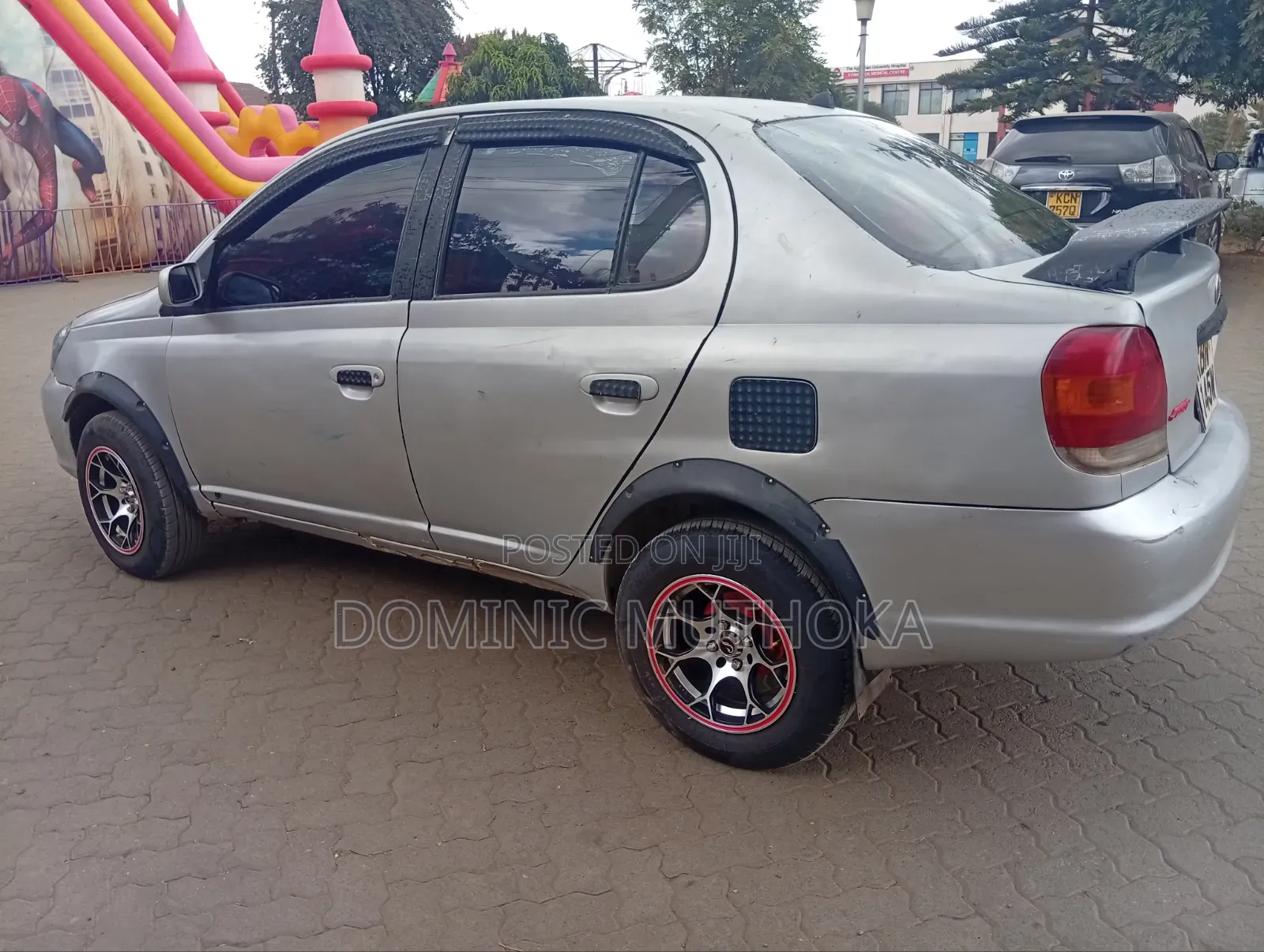 Toyota Platz 2004 Silver