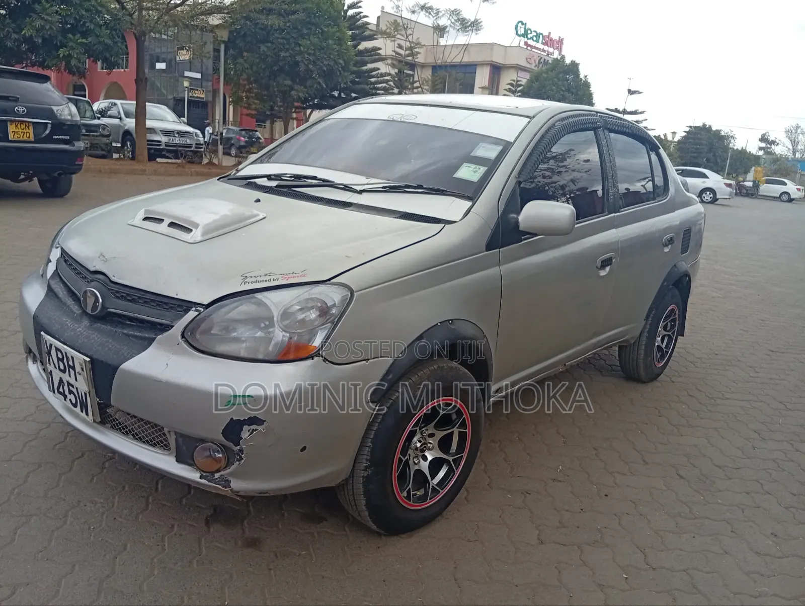 Toyota Platz 2004 Silver
