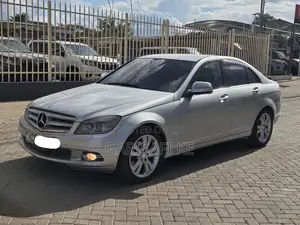 Mercedes-Benz C200 2009 Silver