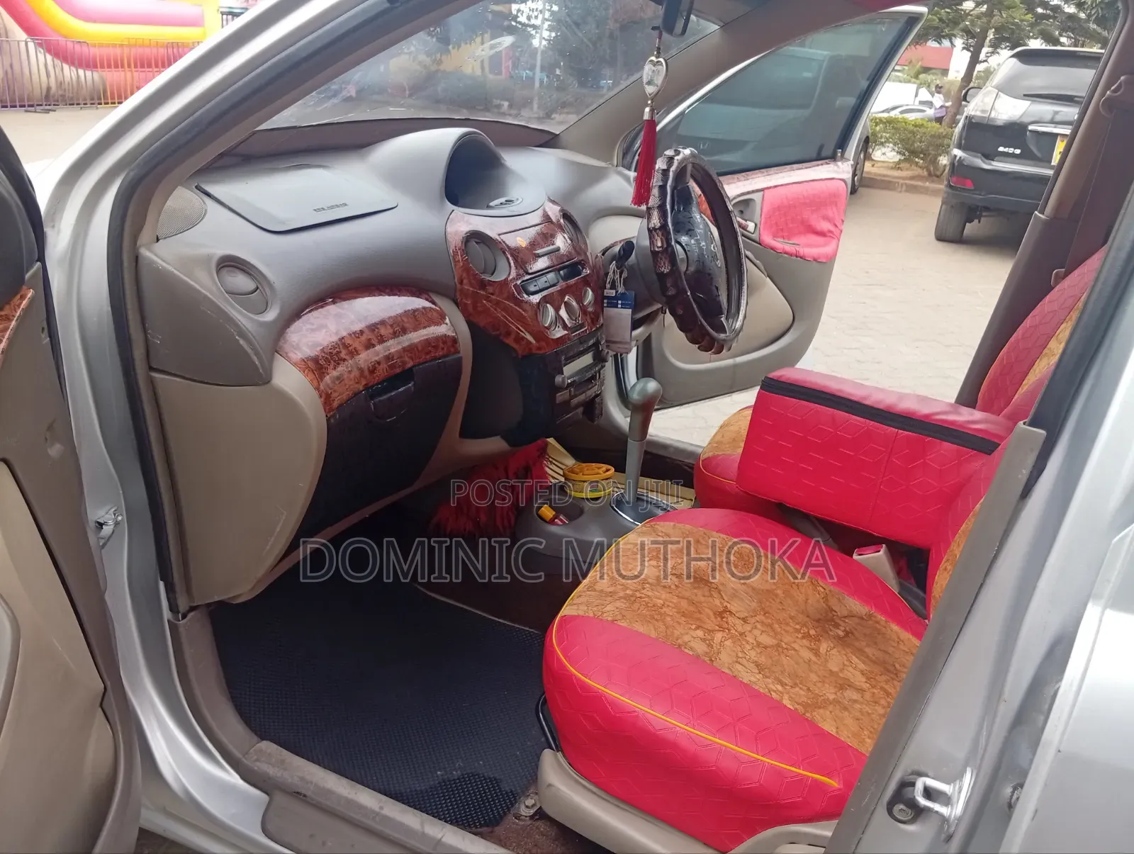 Toyota Platz 2004 Silver