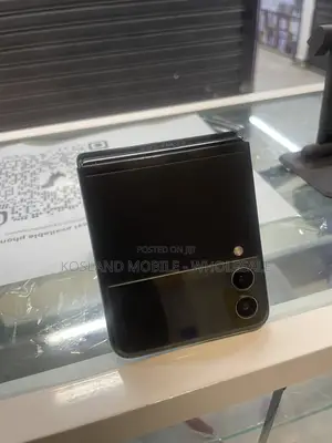 Samsung Galaxy Z Flip 3 128 GB Black
