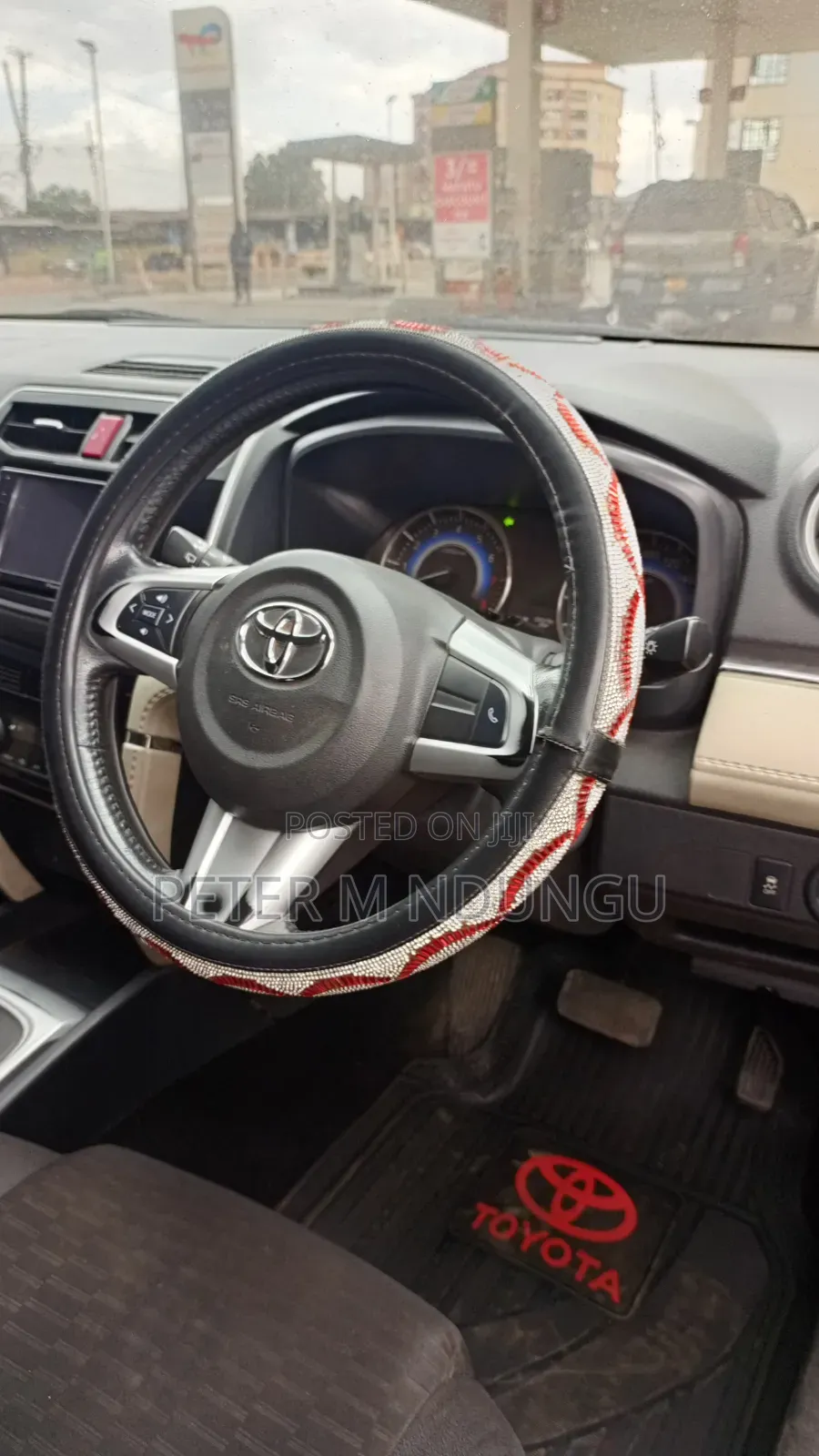 Toyota Rush 2021 Silver