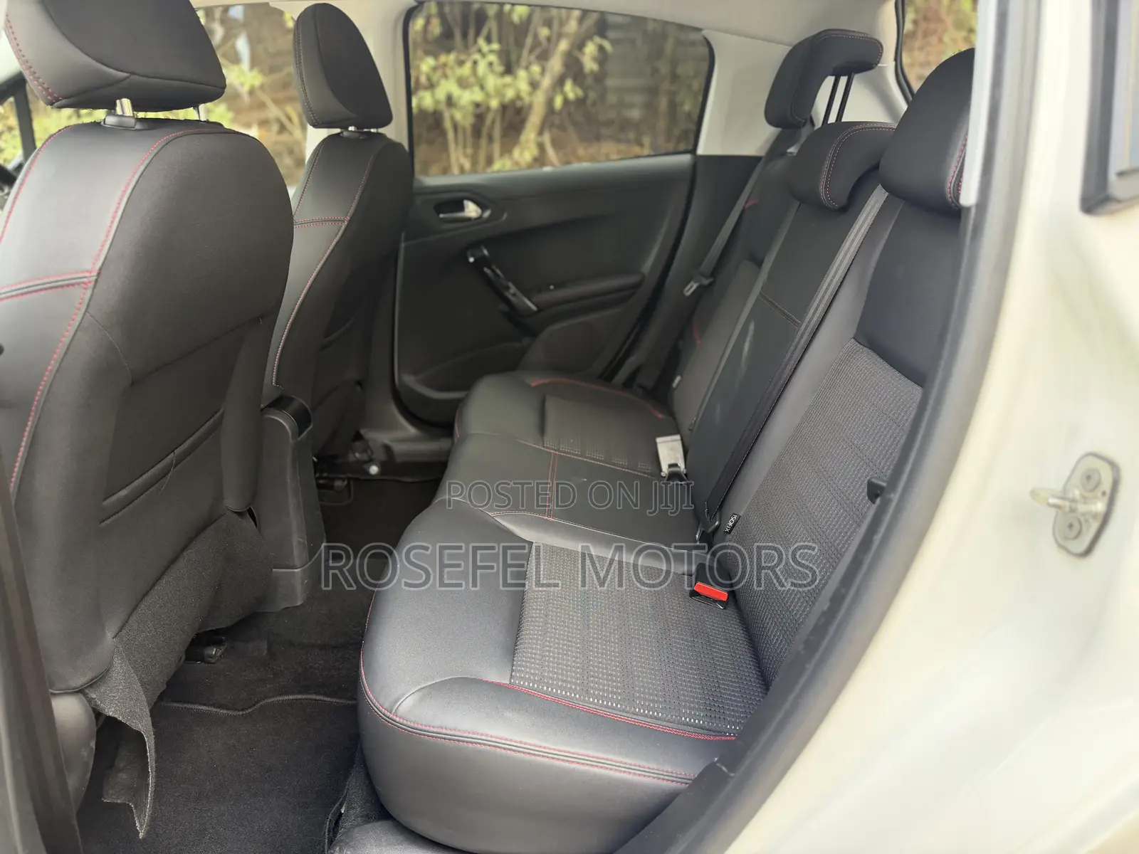 Peugeot 208 2019 White