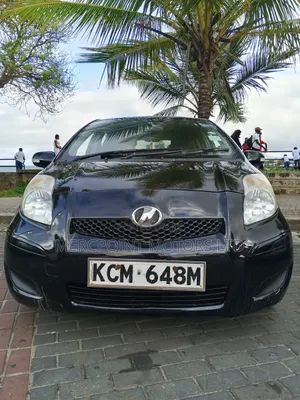 Toyota Vitz 2013 Matt Black