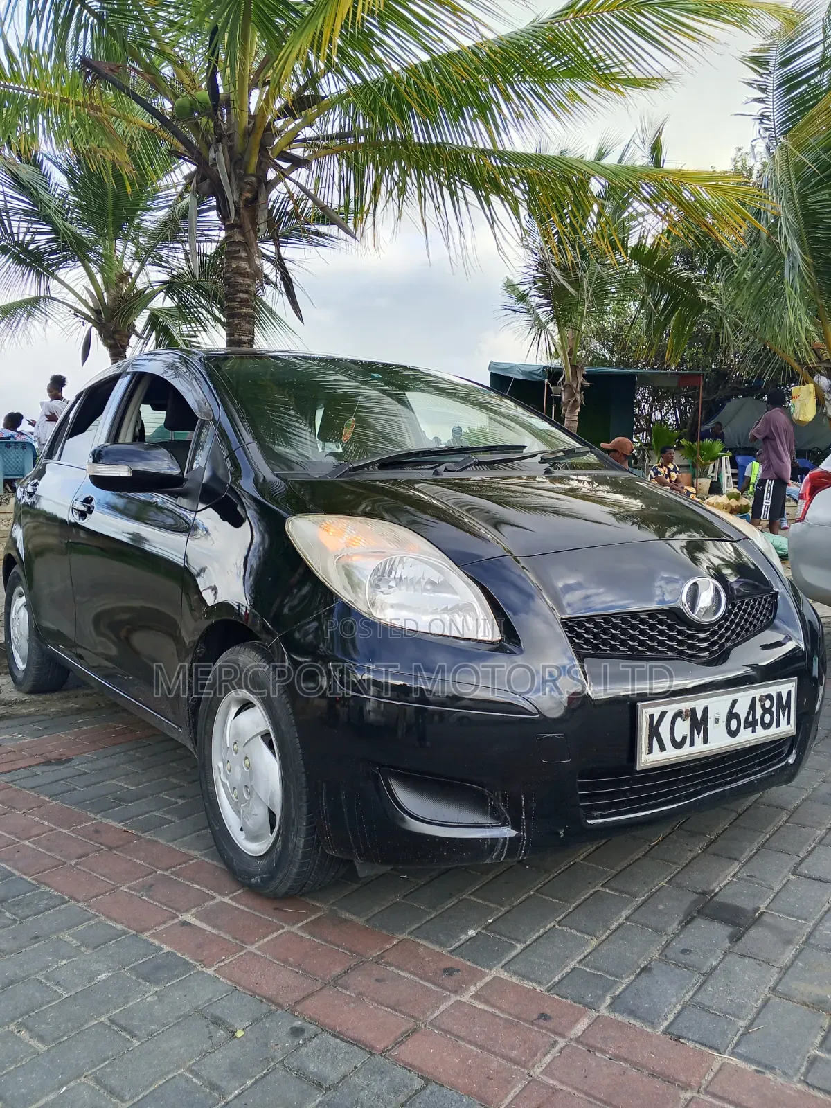 Toyota Vitz 2013 Matt Black