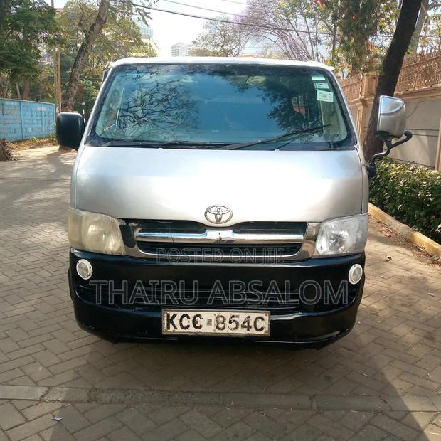 Toyota HiAce 2006 Silver - main view