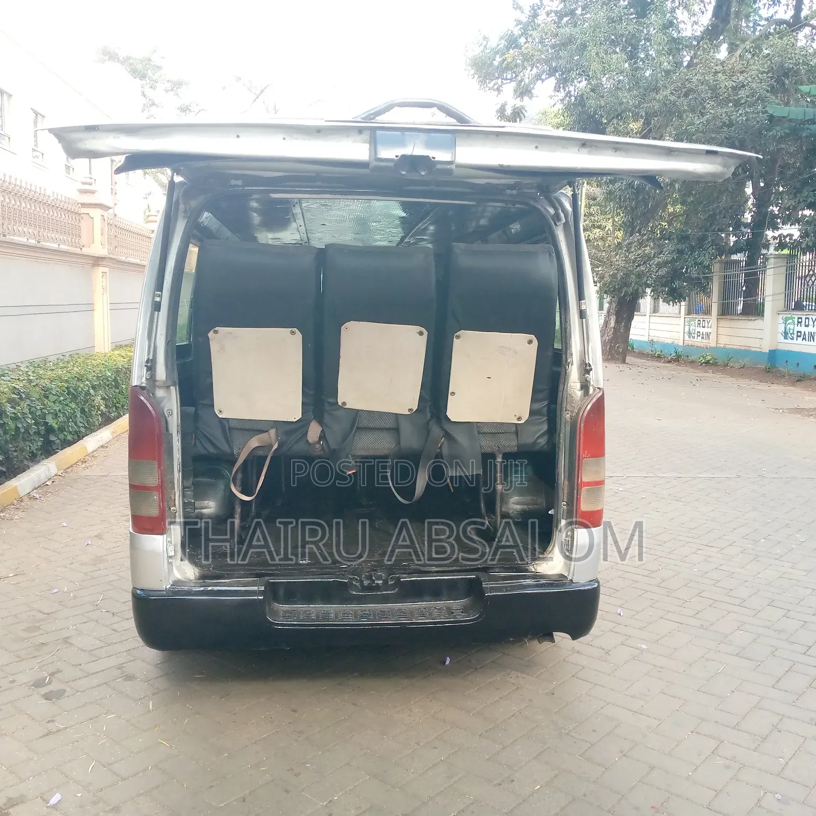 Toyota HiAce 2006 Silver