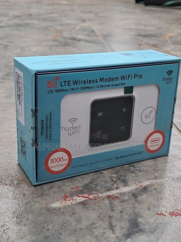 Rechargeable 5G Hotspot Router for Laptop and Phone