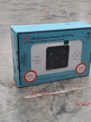 SIM Card Portable WiFi Router With Long Lasting Battery