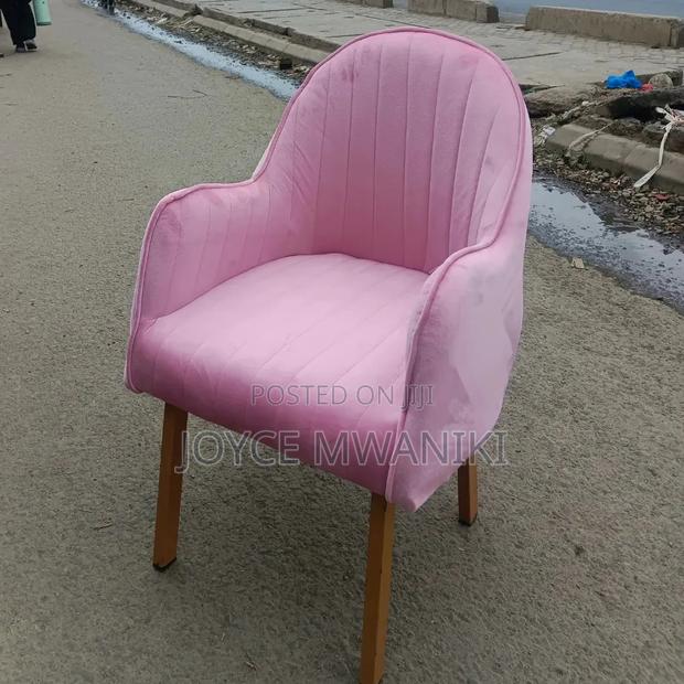 Classy Modern Manicure Seat or Salon Seat, Pink - thumbnail 2