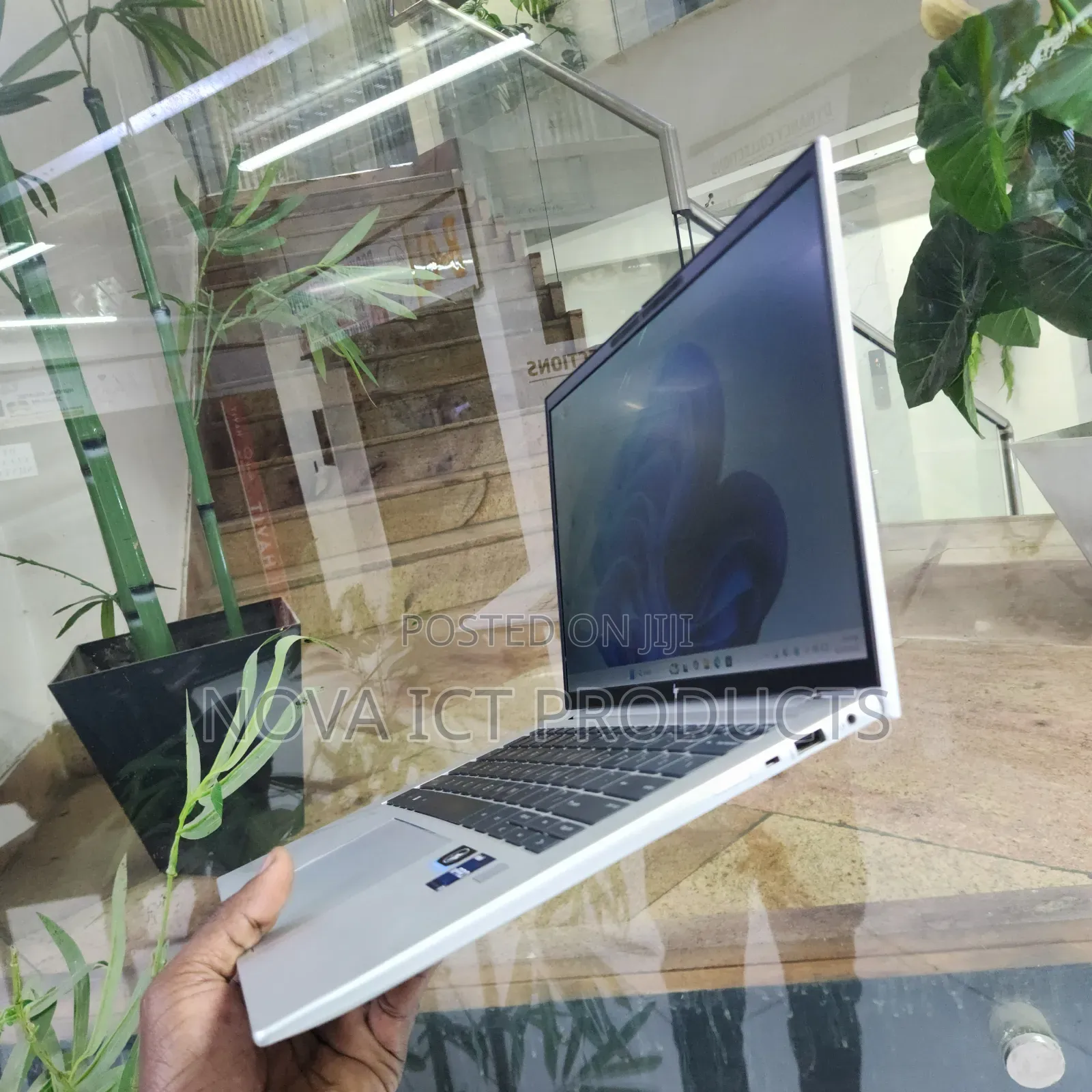 Laptop HP EliteBook 840 G9 16GB Intel Core i7 SSD 512GB