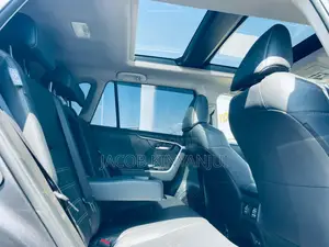 Toyota RAV4 2019 Gray