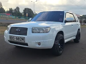 Subaru Forester 2005 White