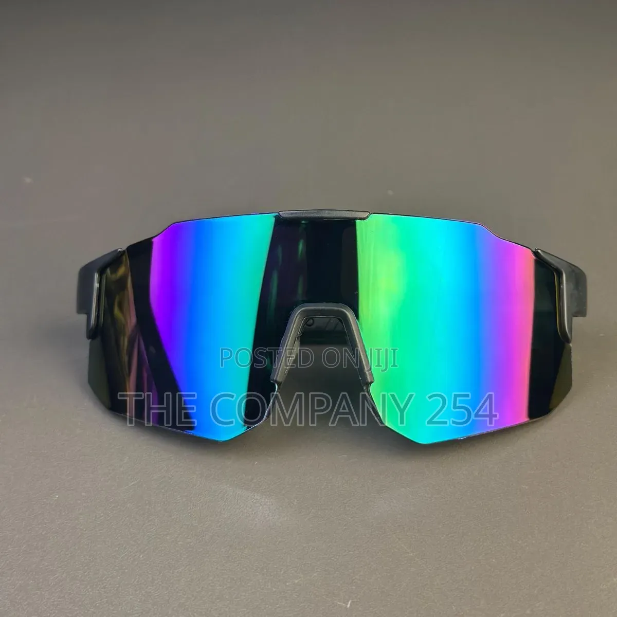 Hiking/Outdoor Sunglasses With UV Protection
