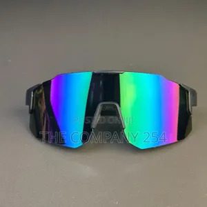 Hiking/Outdoor Sunglasses With UV Protection