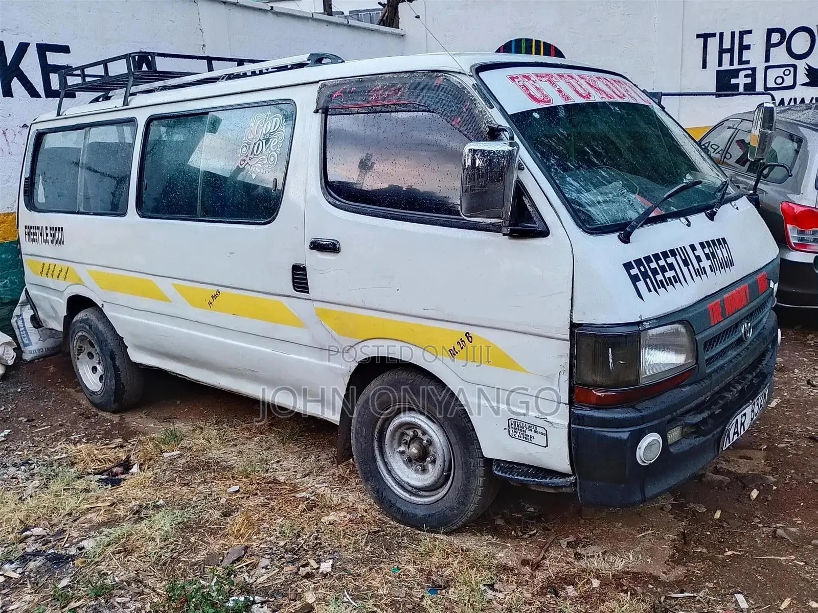 Toyota HiAce 2007 White
