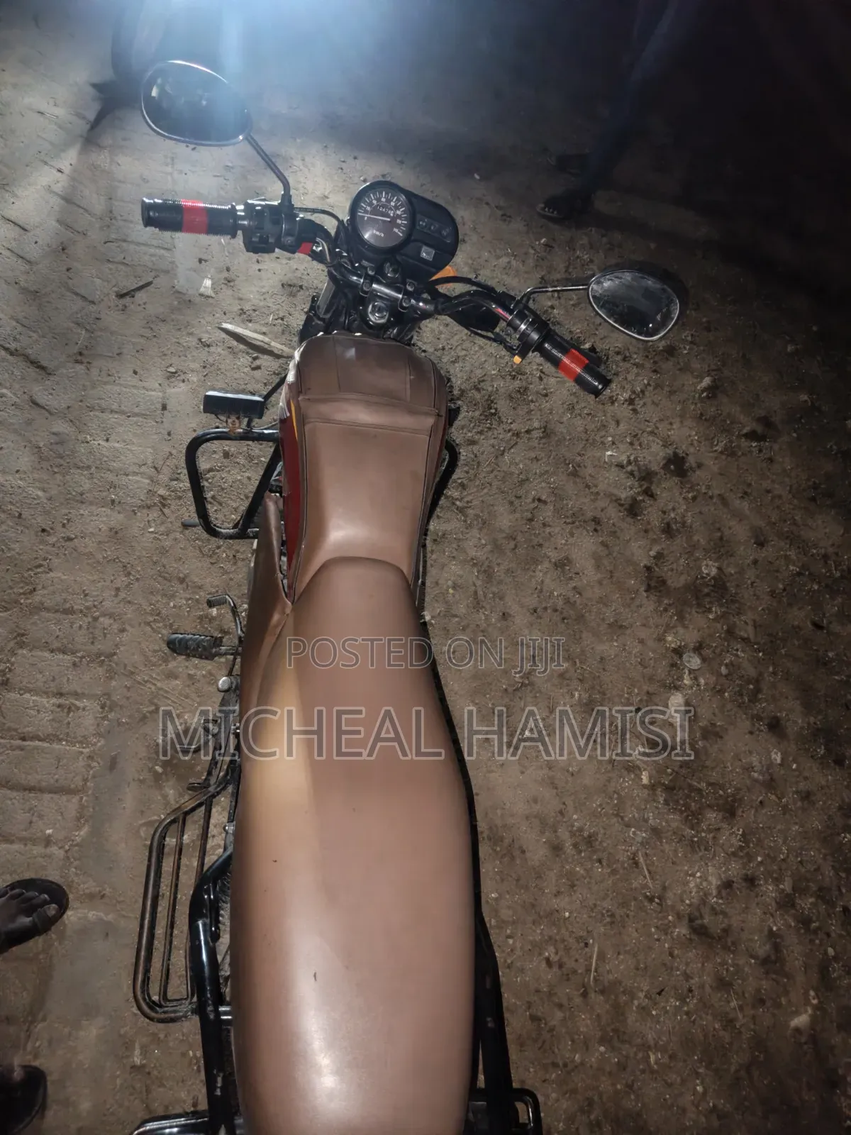 Honda CB 2024 Red