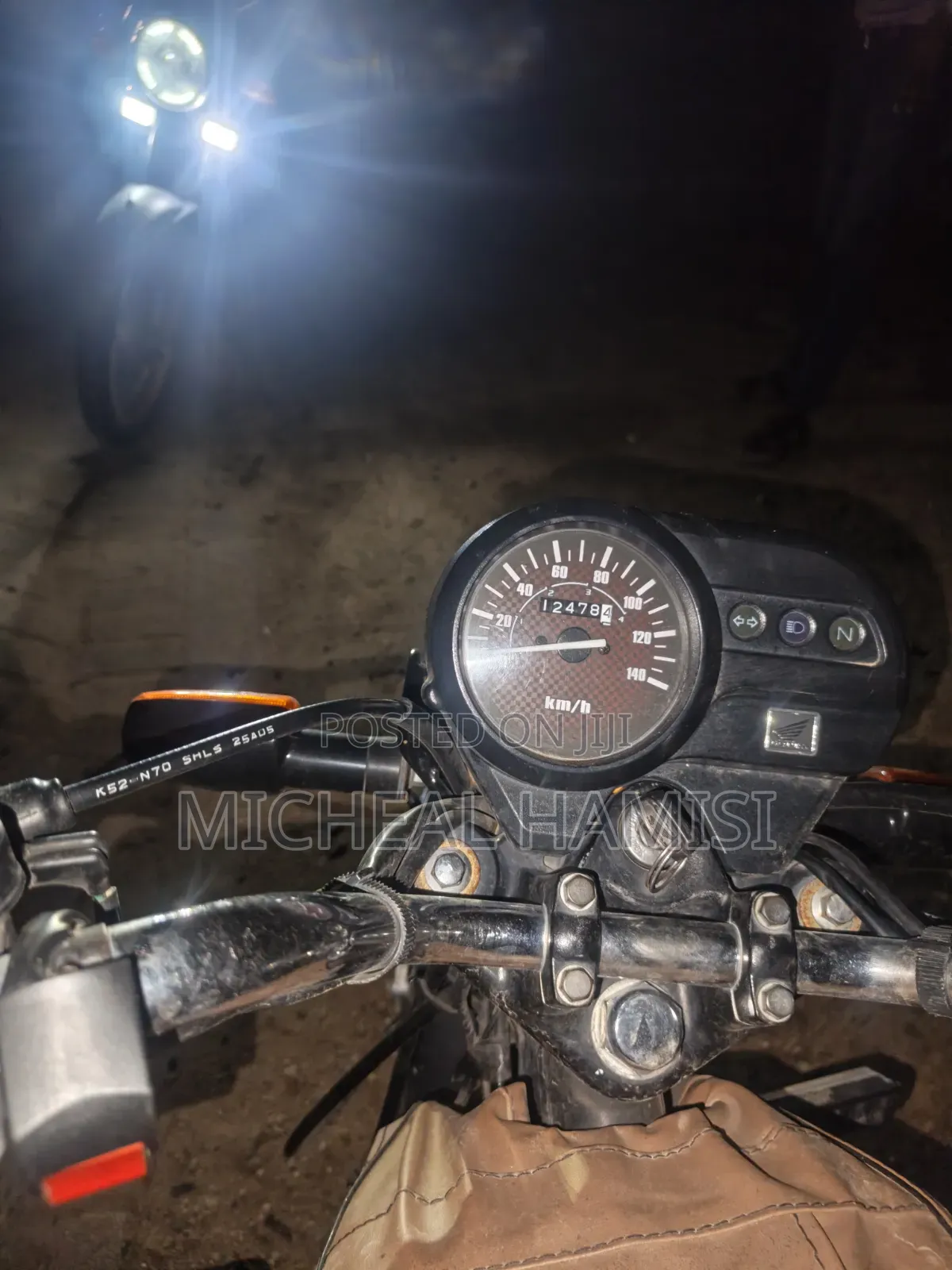 Honda CB 2024 Red