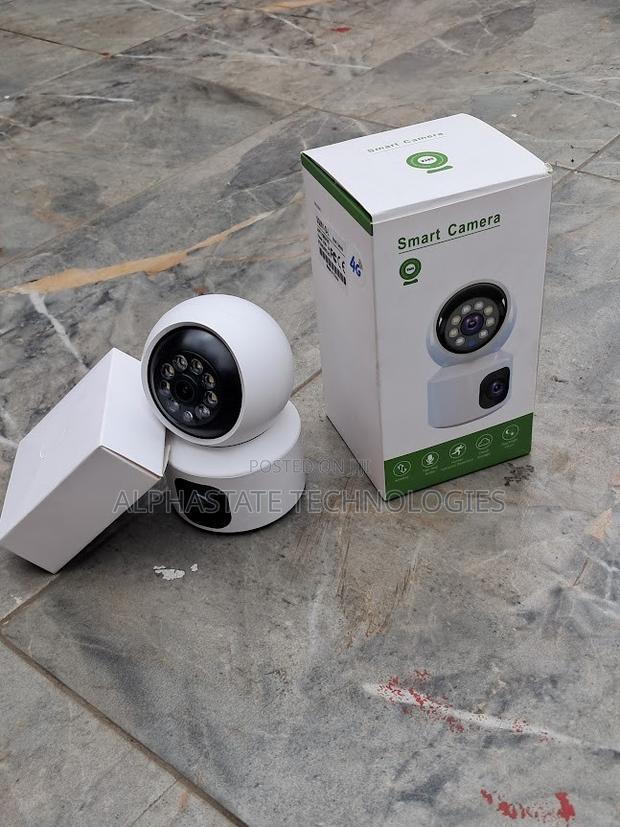 Dual Lens 4G Security Camera With Two-Way Audio