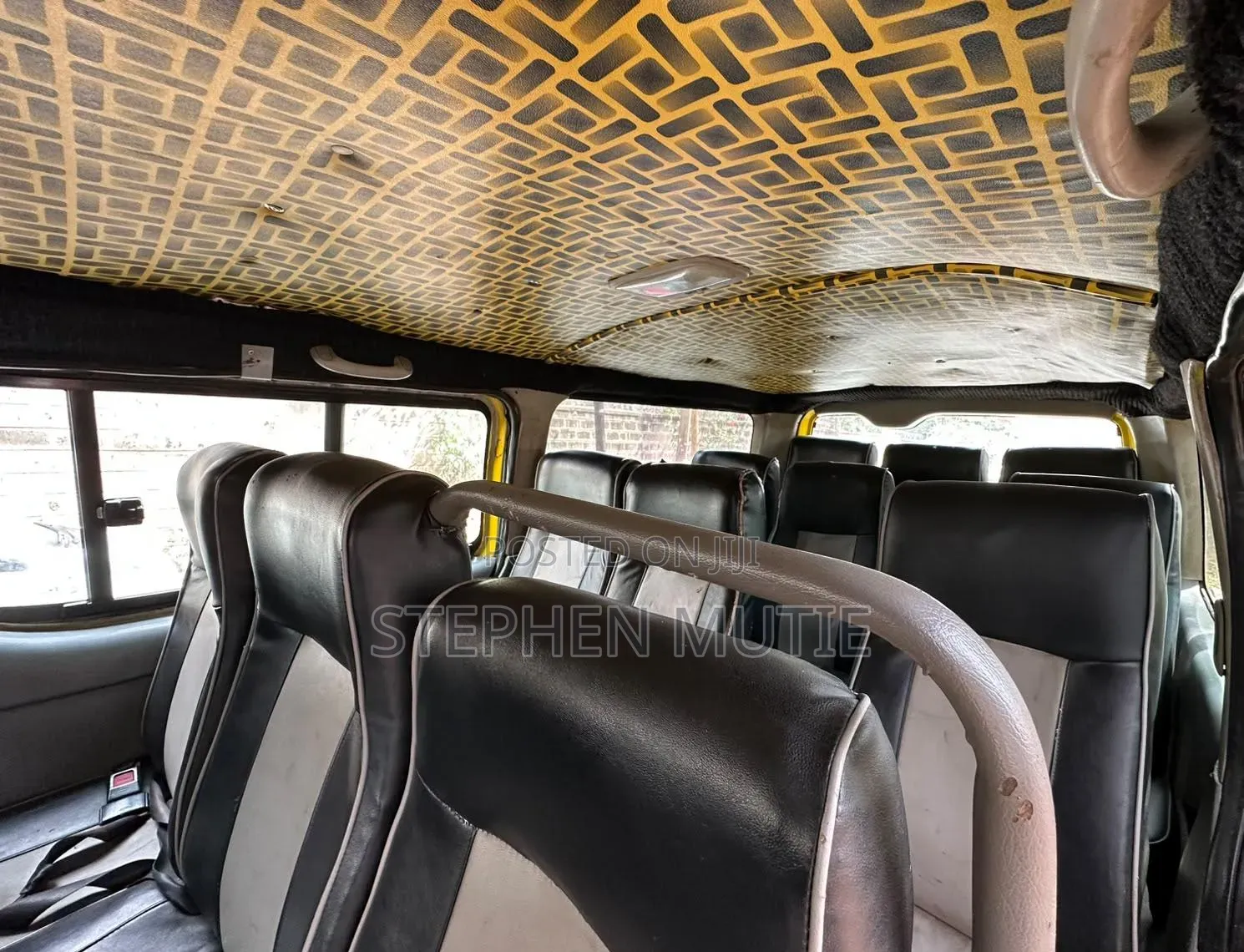 Toyota HiAce 2008 Yellow