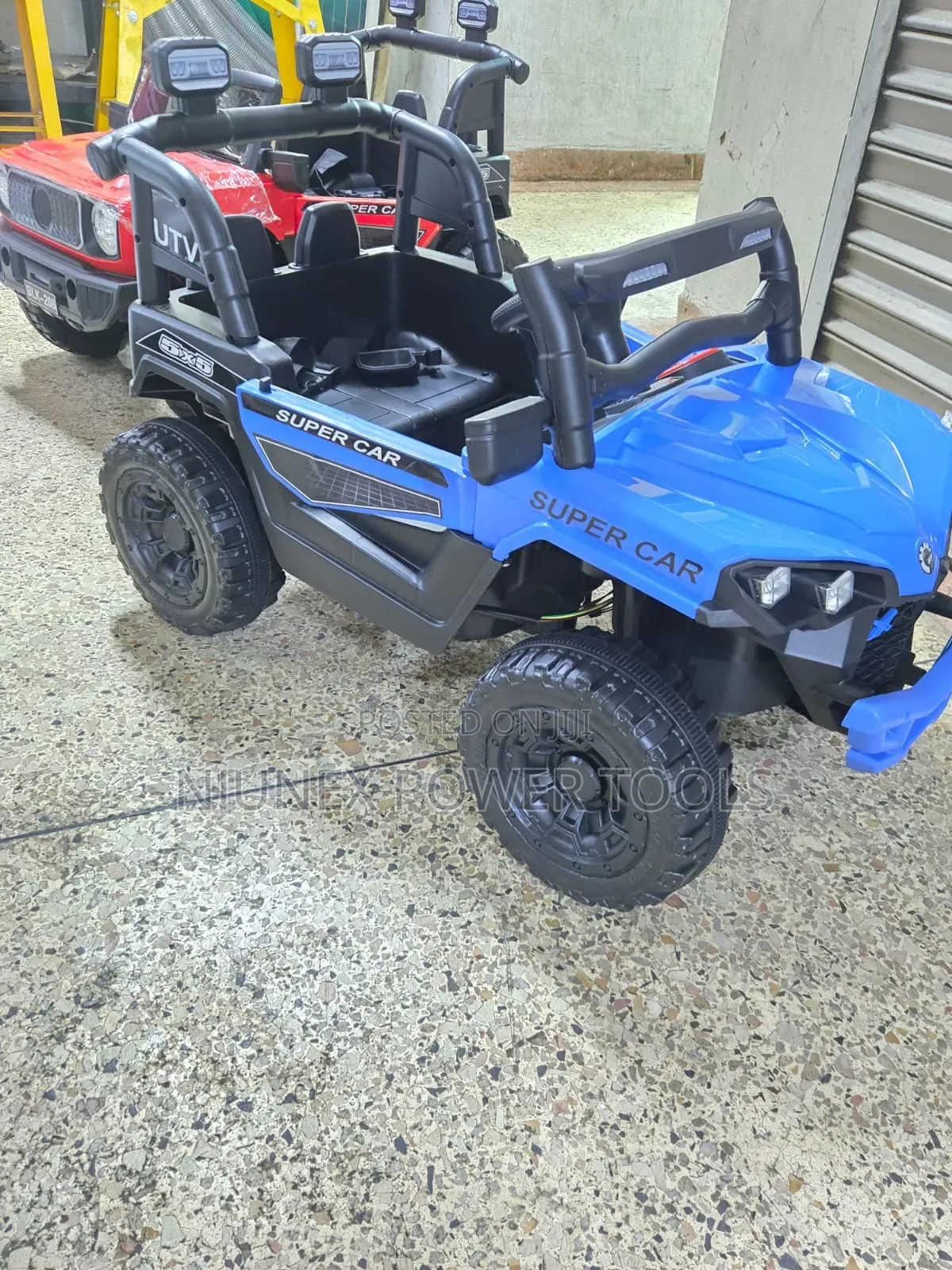 5×5 Kids Electric Car 
Model 605
With Remote Control