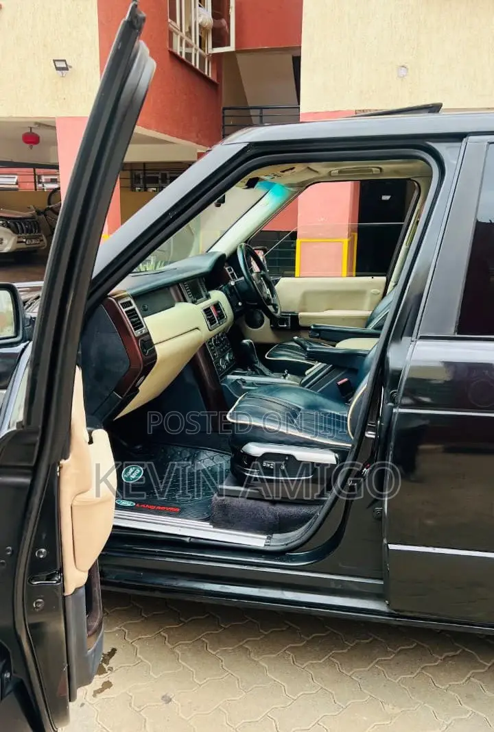 Land Rover Range Rover Vogue 2004 Black