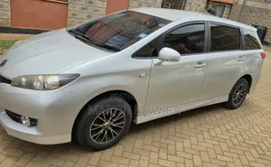 Toyota Wish 2010 Silver