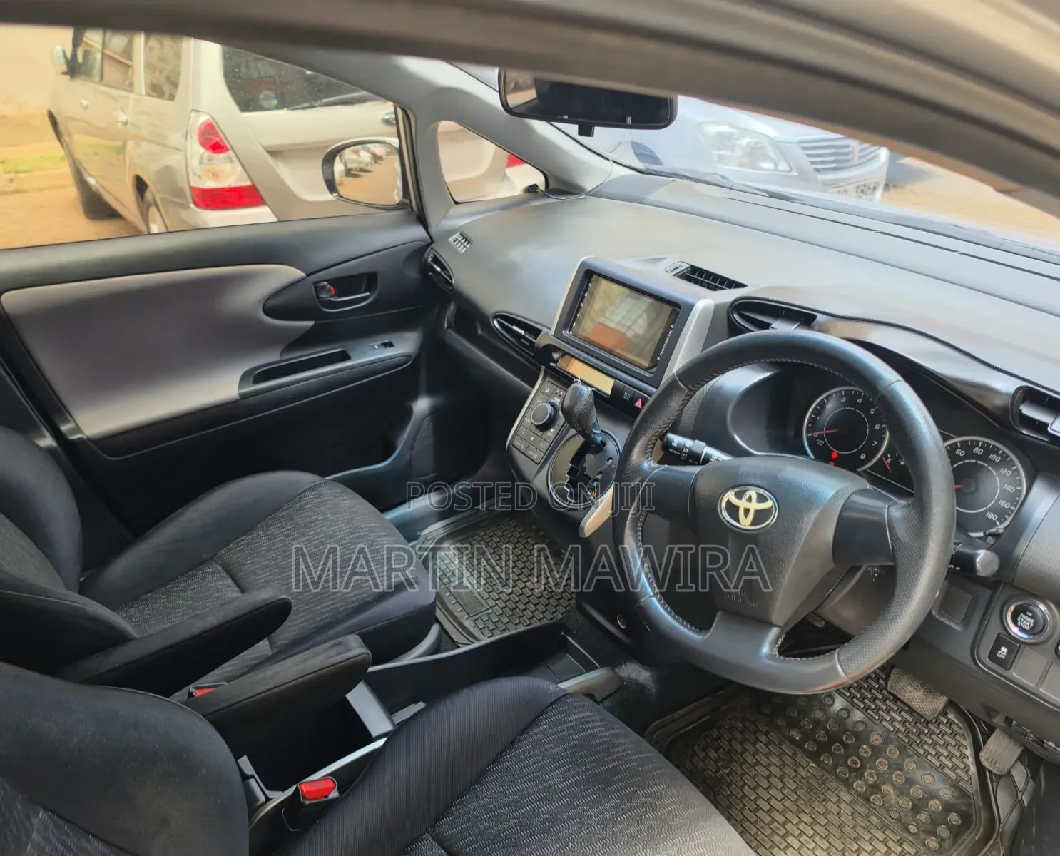 Toyota Wish 2010 Silver