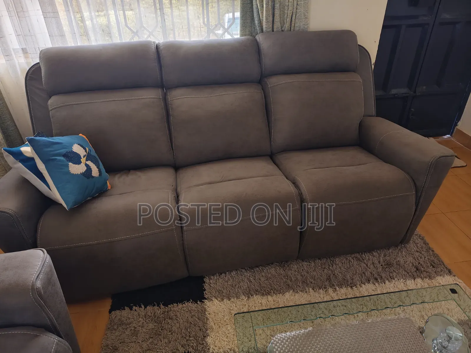 Recliner Seats