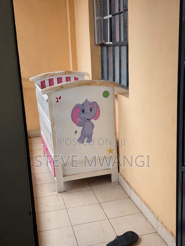 Baby Cot With a Mattress and Net - main view