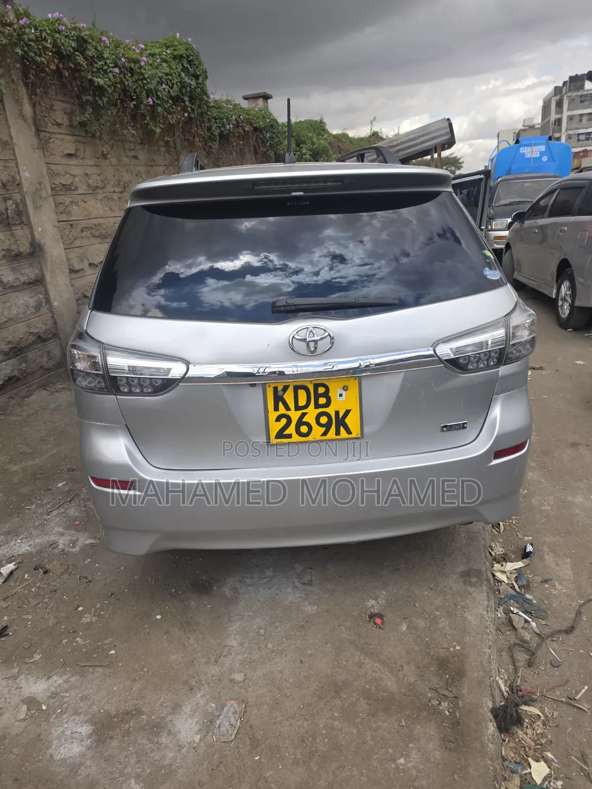 Toyota Wish 2013 Silver