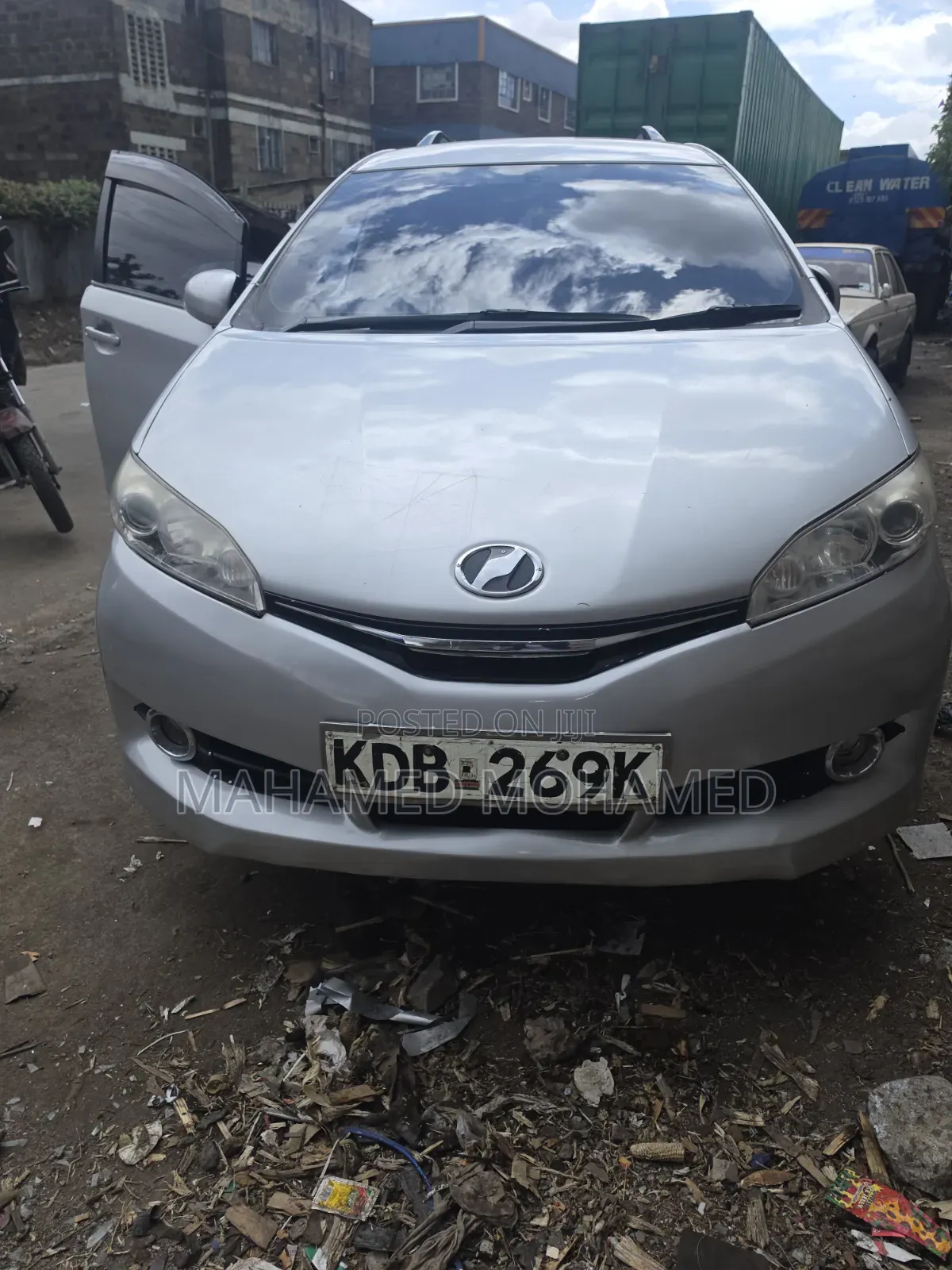 Toyota Wish 2013 Silver