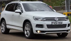 Volkswagen Touareg 2012 White