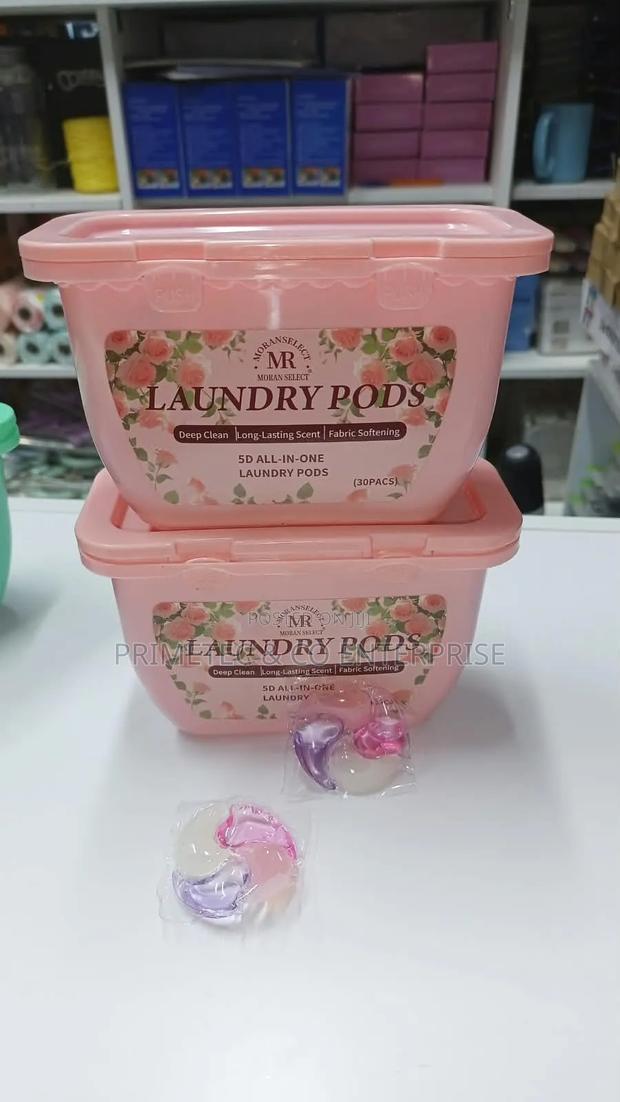 4 - In- 1 Laundry Pods - thumbnail 2